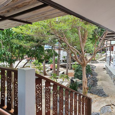 Benjaporn Bungalow Ko Si Chang Esterno foto