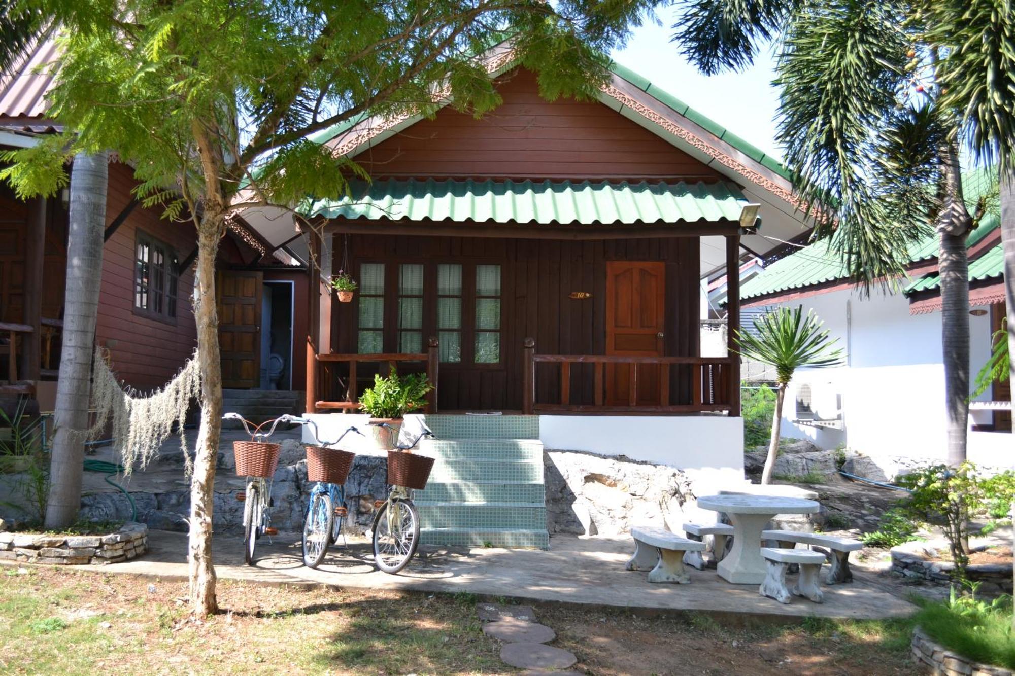 Benjaporn Bungalow Ko Si Chang Camera foto